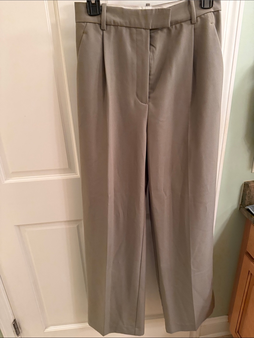 Women's Wide-Leg Dress Pants in Grayish Green